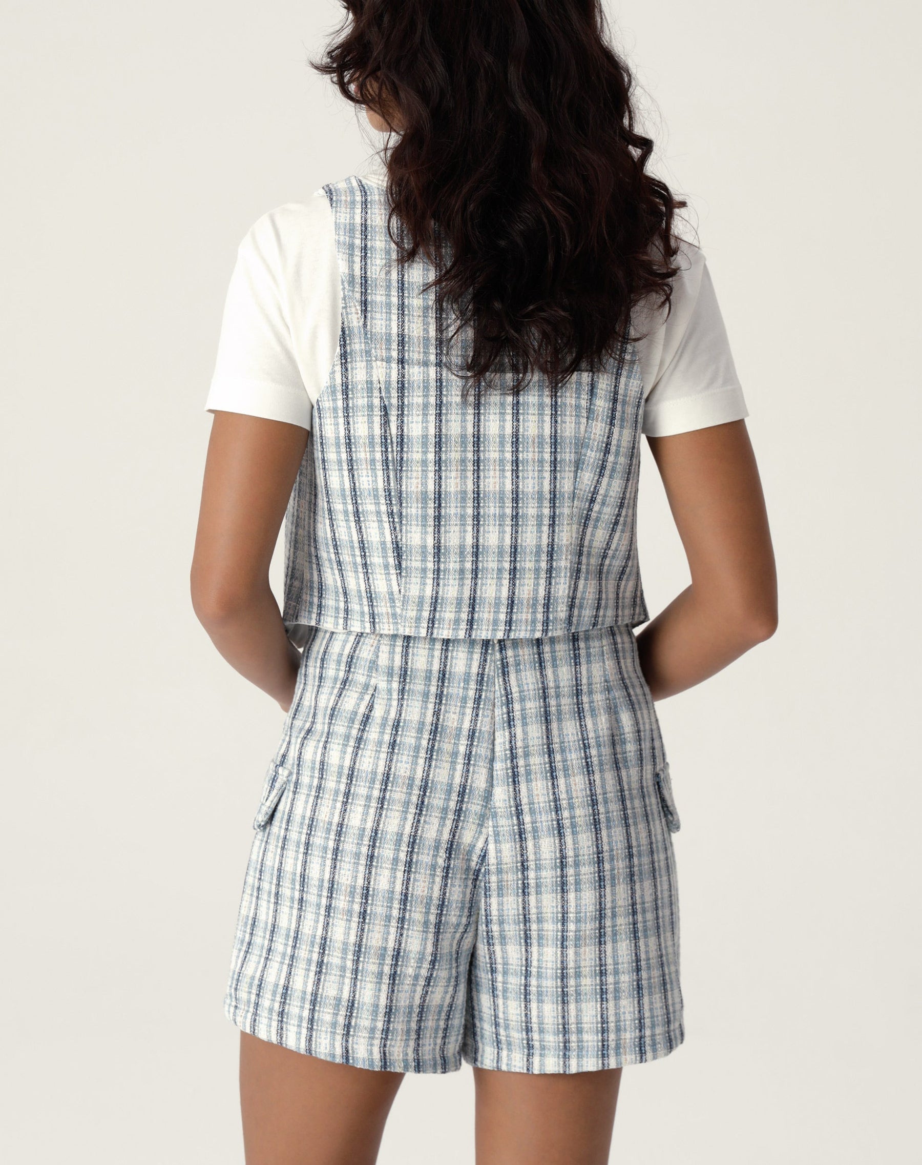 SHORTS FRENTE TRANSPASSADA DE ALFAIATARIA - AZUL