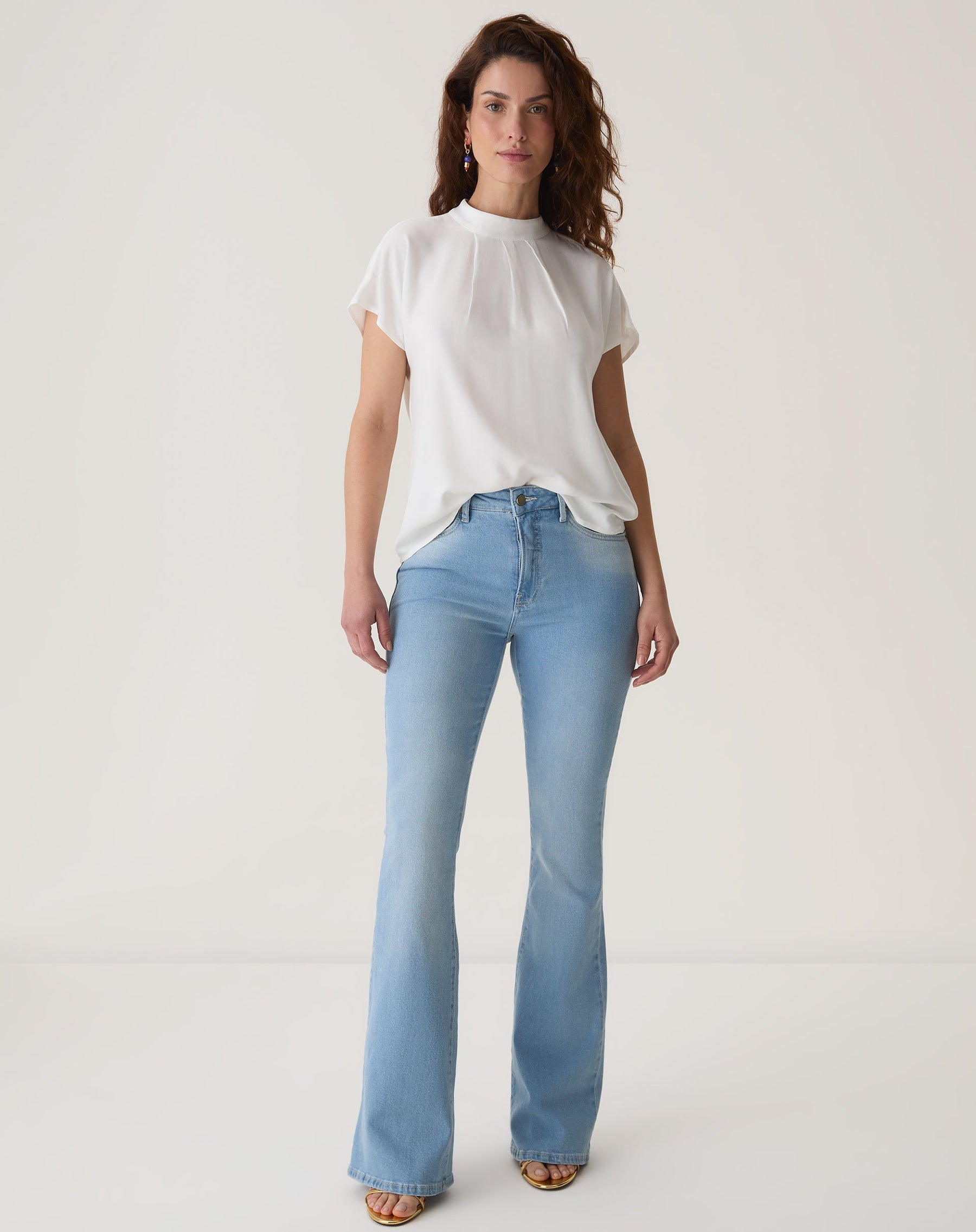 CALÇA JEANS FLARE CINTURA ALTA - AZUL CLARO