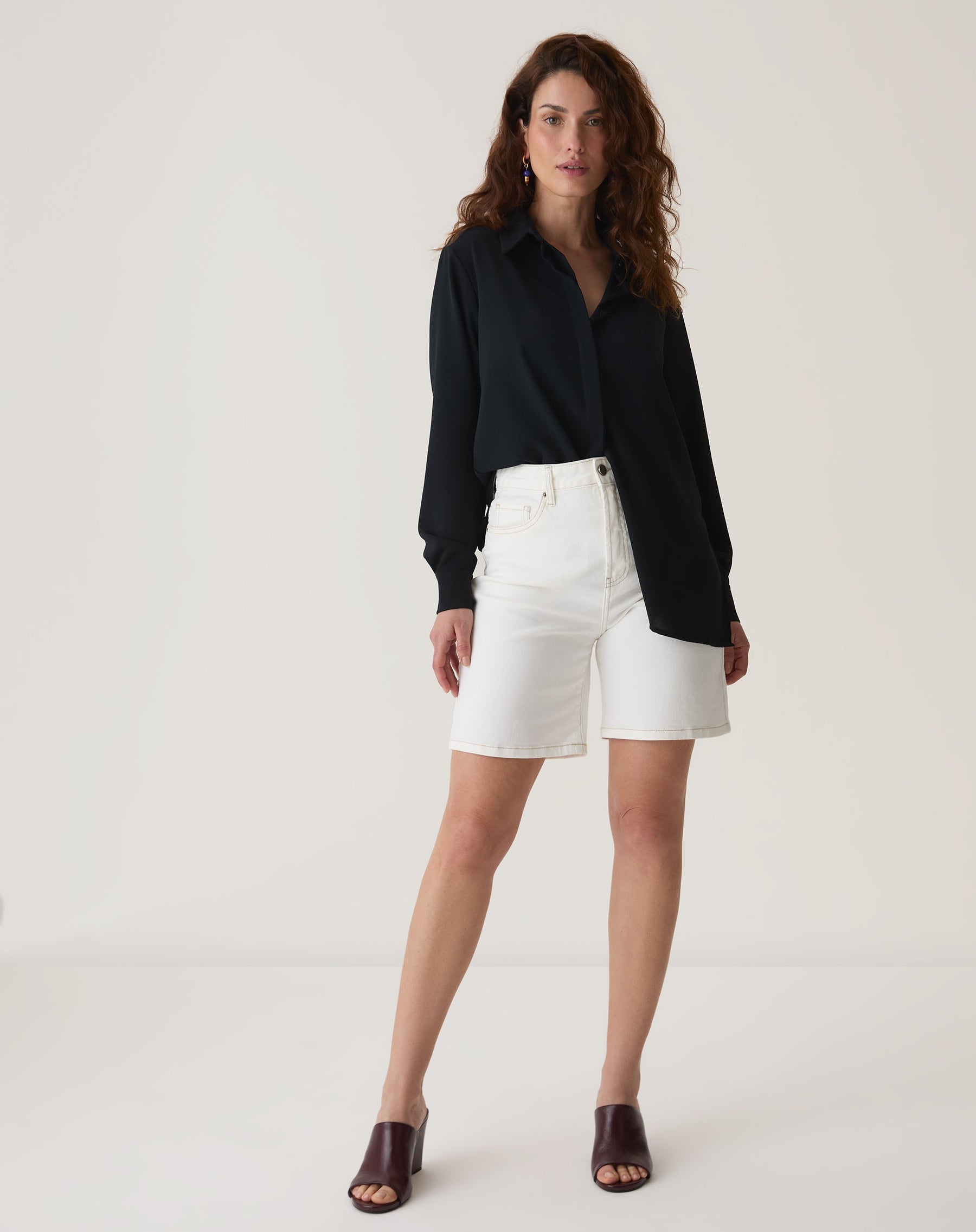 BERMUDA JEANS RETA - OFF-WHITE