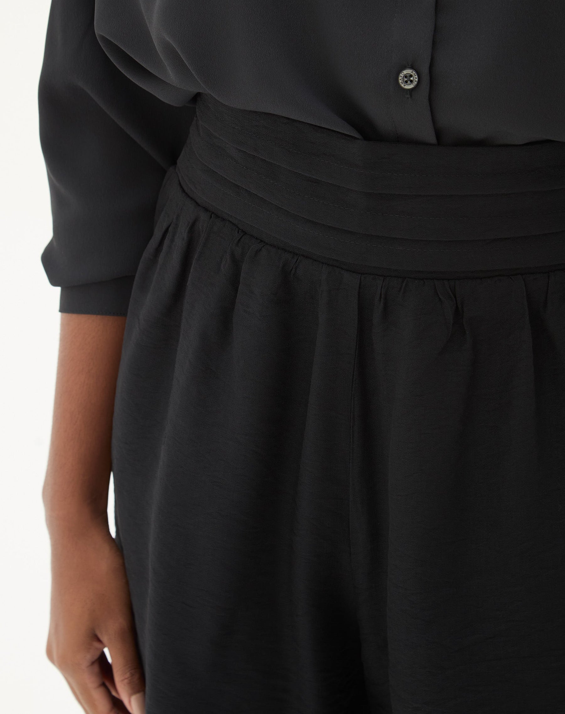 Shorts Cintura Alta Cós Lastex - Preto