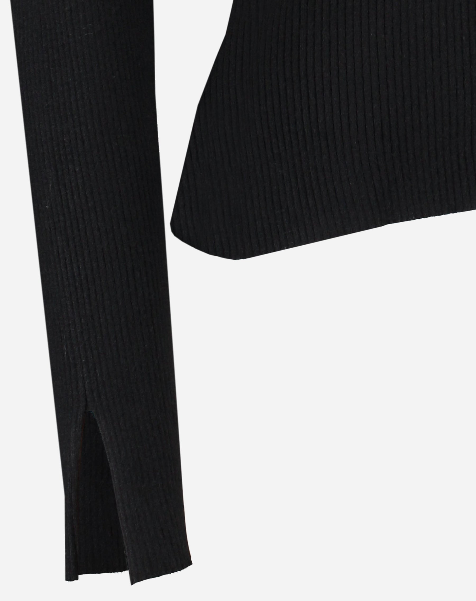 SUÉTER TRICOT GOLA CARECA - PRETO