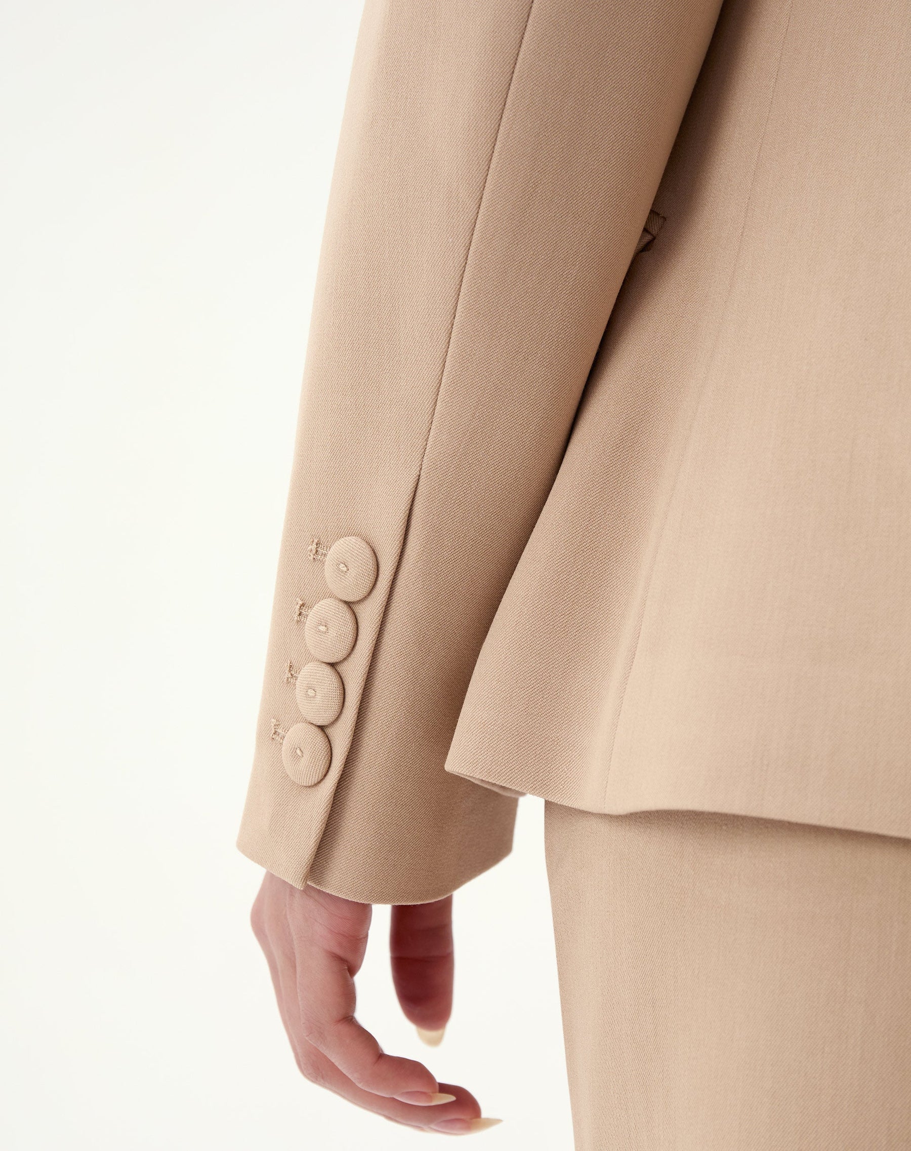 BLAZER SLIM ABOTOAMENTO DUPLO ALFAIATARIA - BEGE