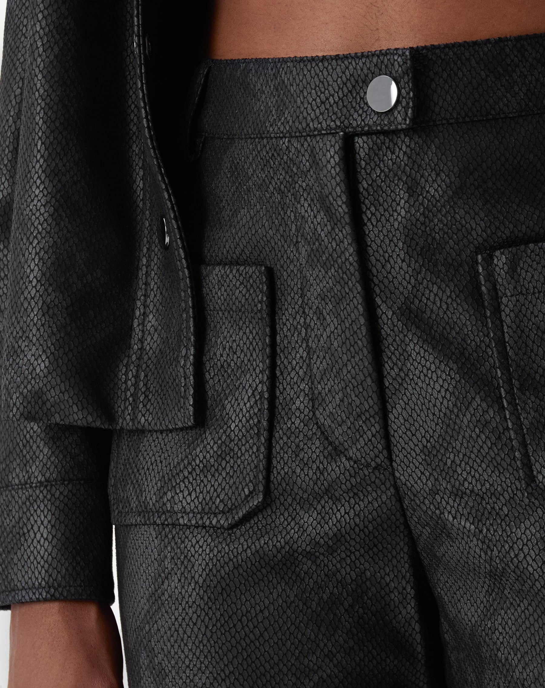 CALÇA RETA COBRA PU - PRETO