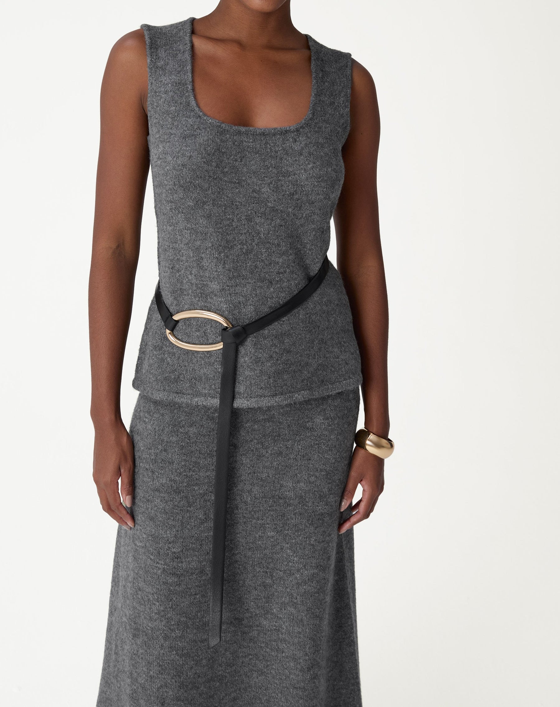 REGATA ALONGADA DE TRICOT - CHUMBO