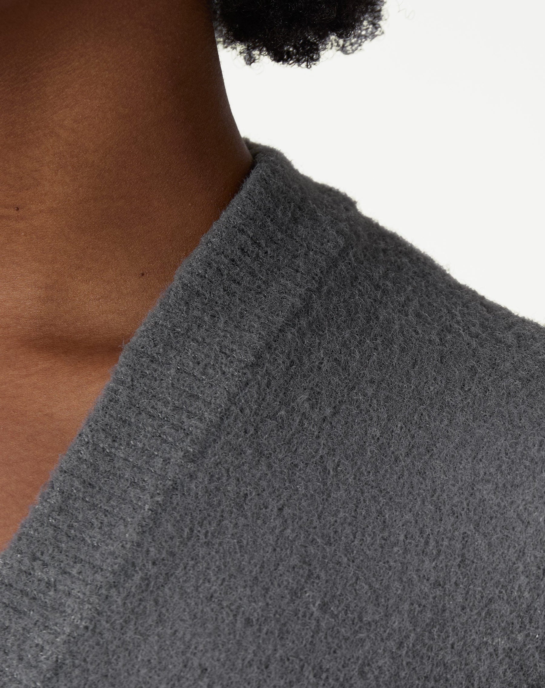 VESTIDO MÍDI TRICOT MANGA LONGA - CHUMBO