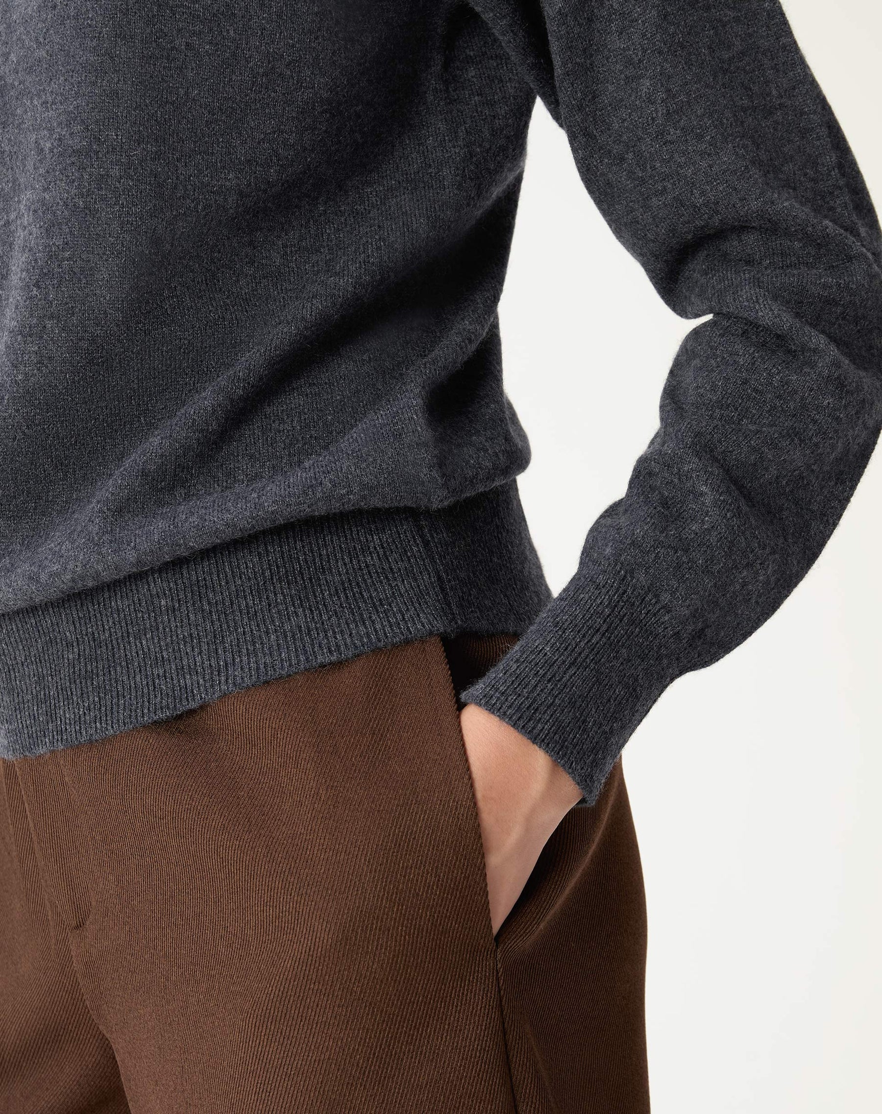 SUÉTER CASHMERE GOLA ALTA - CINZA MESCLA ESCURO