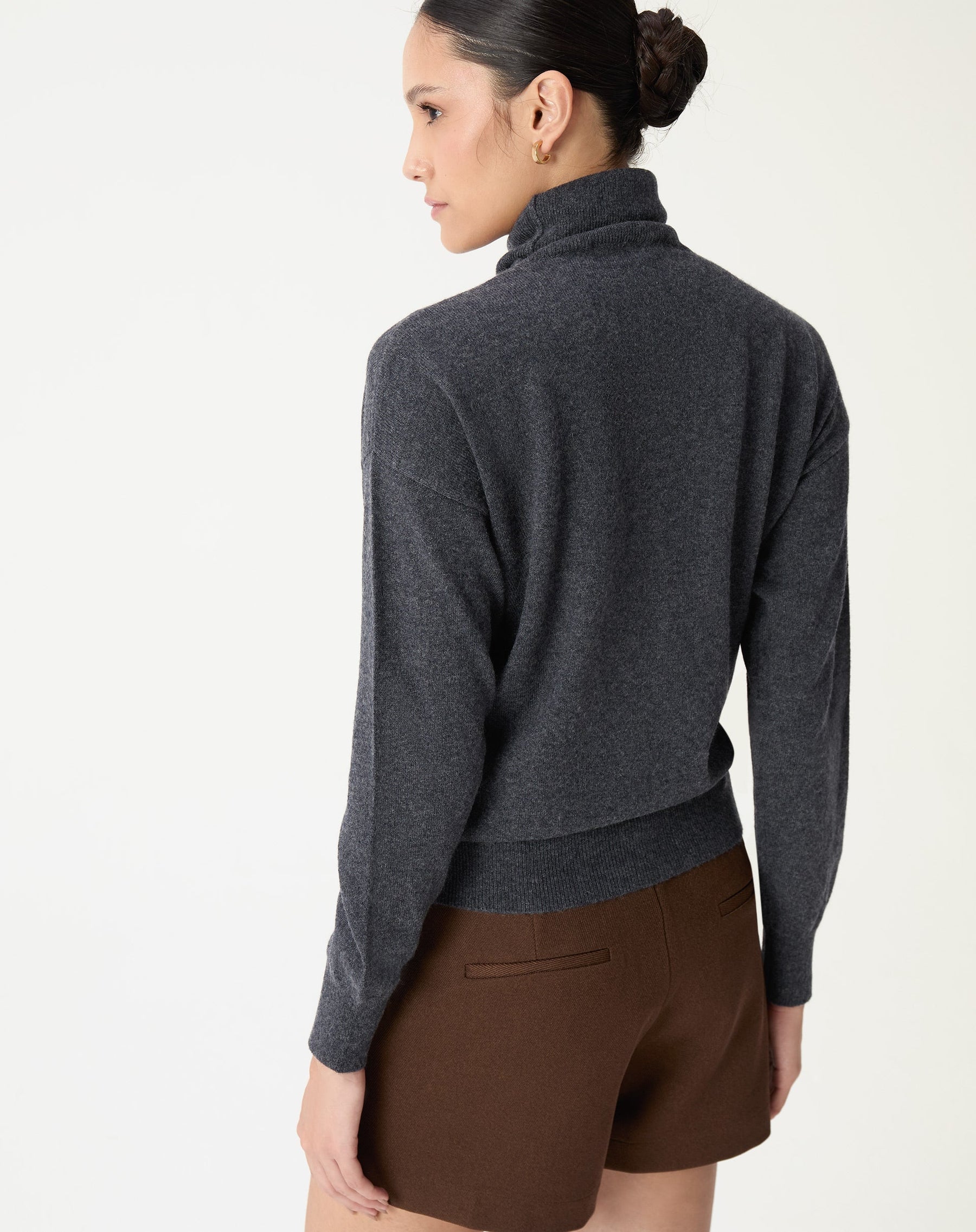 SUÉTER CASHMERE GOLA ALTA - CINZA MESCLA ESCURO