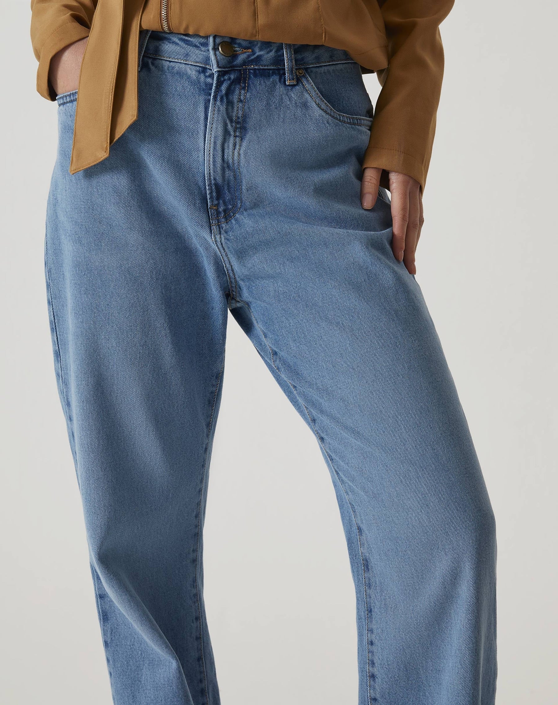 Calça Jeans Reta Cintura Alta - Azul Médio