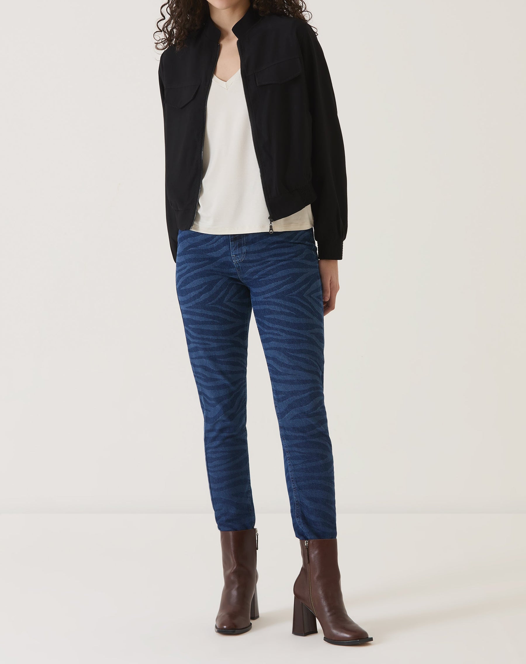 Calça Mom Zebra Jeans - Azul Médio