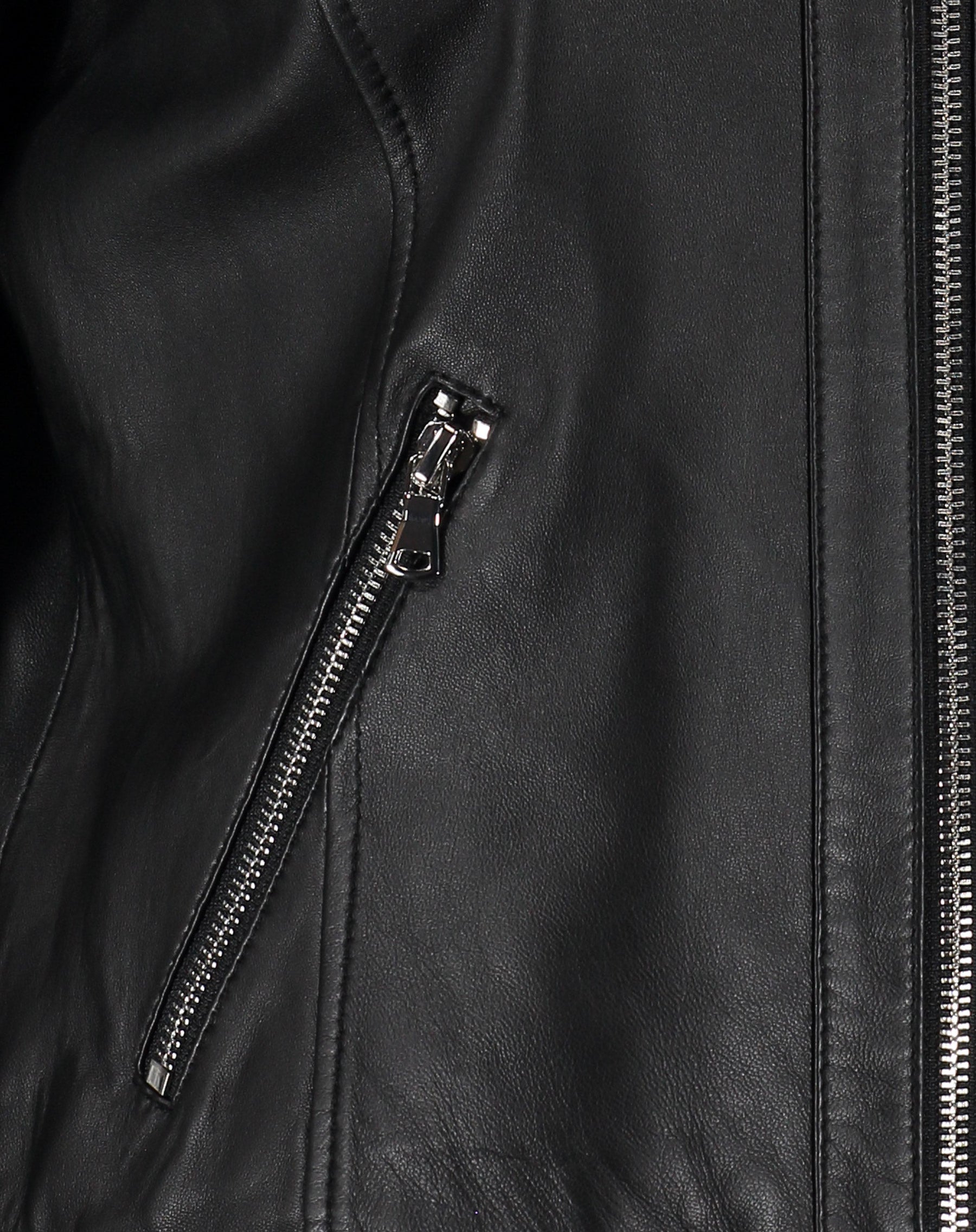 Jaqueta Couro Pelica Essential - Preto