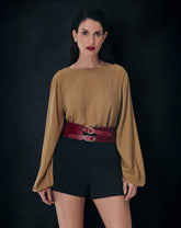 Shorts Curto Evasê de Alfaiataria - Preto