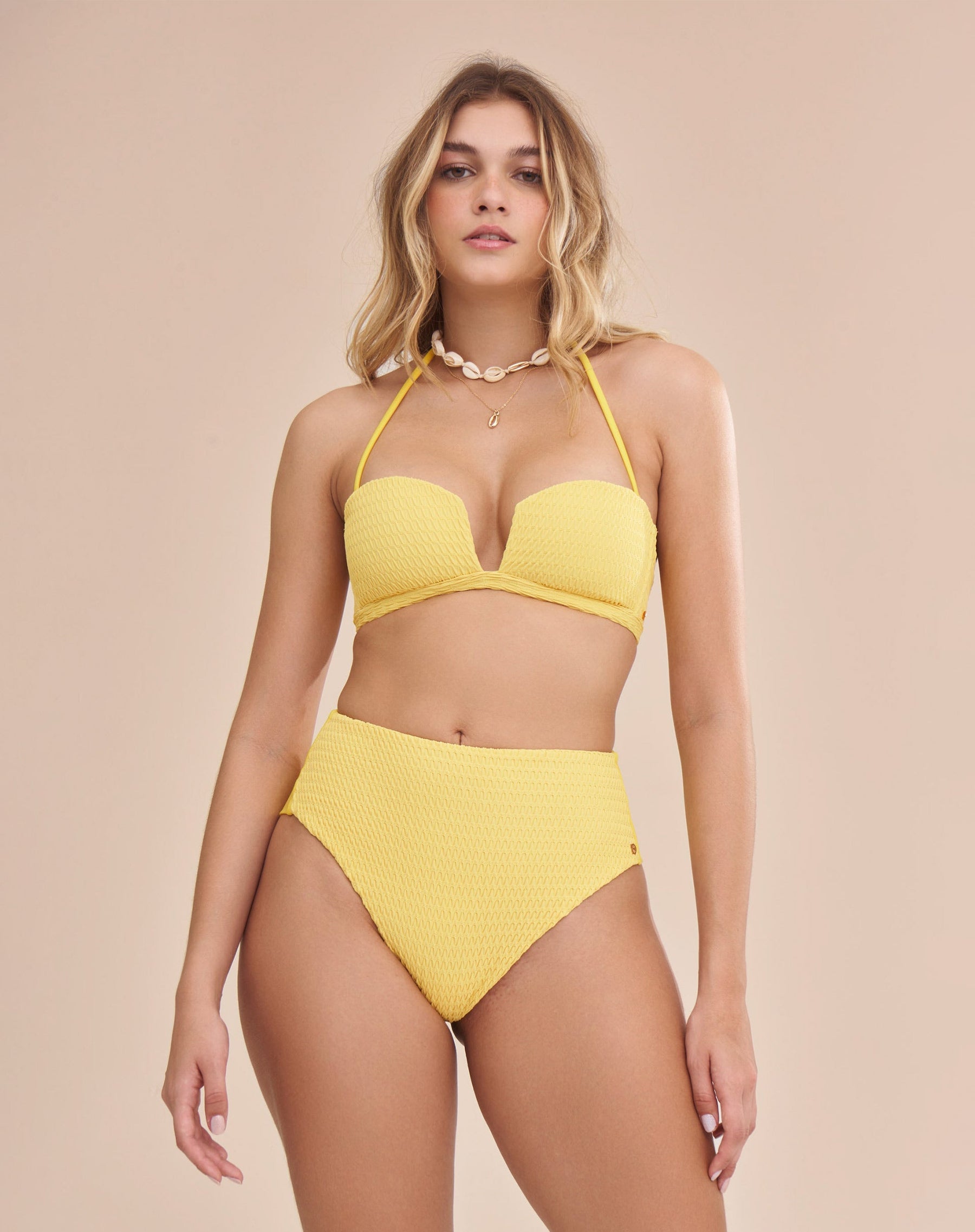 Calcinha Ola Hot Pant Amarelo Sol - Amarelo