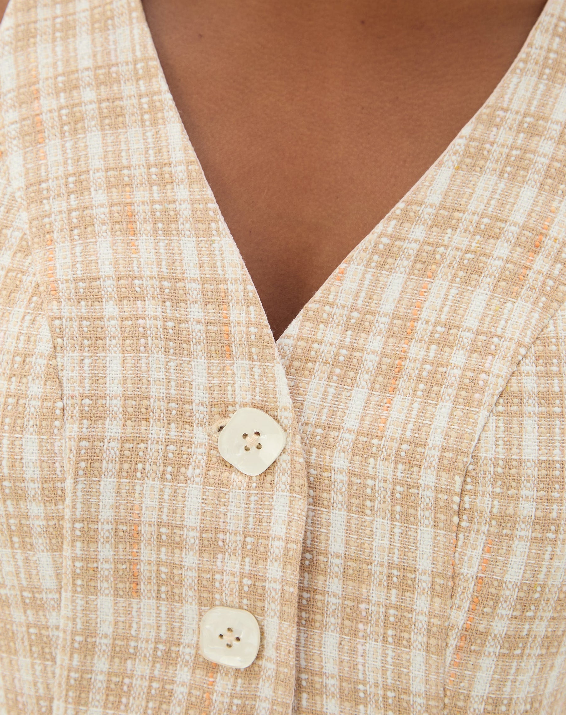 COLETE DECOTE V DE ALFAIATARIA - AREIA