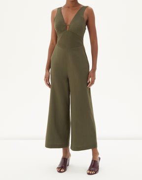 MACACÃO COM ALÇAS DE ALFAIATARIA - VERDE