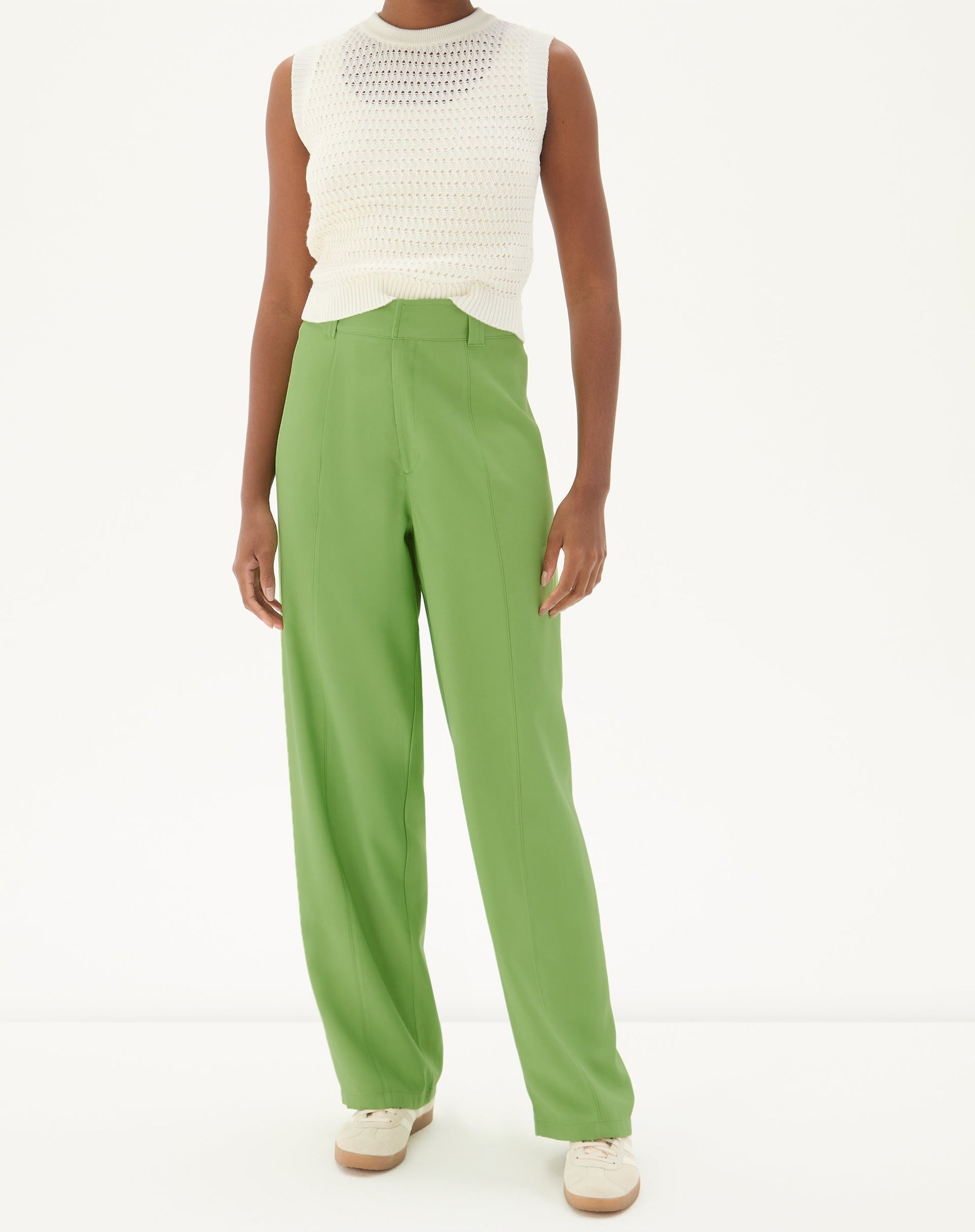 CALÇA RETA COM PASSANTES DE ALFAIATARIA - VERDE