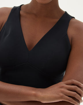 BLUSA DECOTE V ALFAIATARIA - PRETO