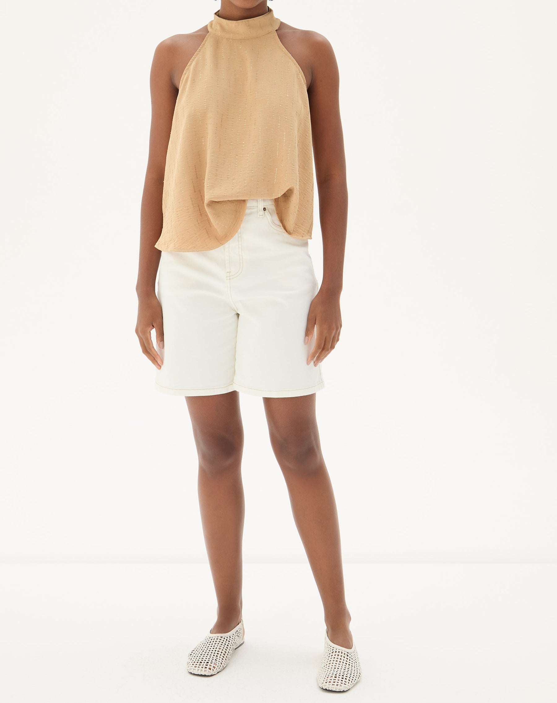 BLUSA FRENTE ÚNICA - AREIA