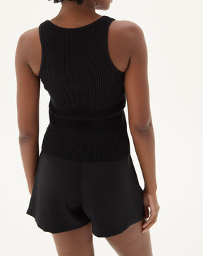 SHORTS CURTO COM VINCOS - PRETO