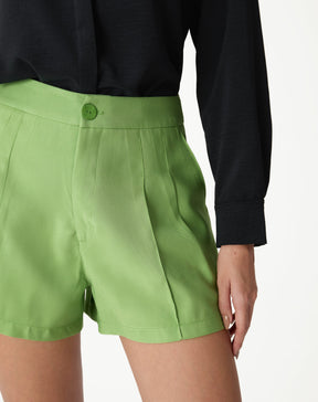 SHORTS CURTO COM VINCOS - VERDE