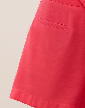 SHORT COM BOLSOS EMBUTIDOS - CORAL