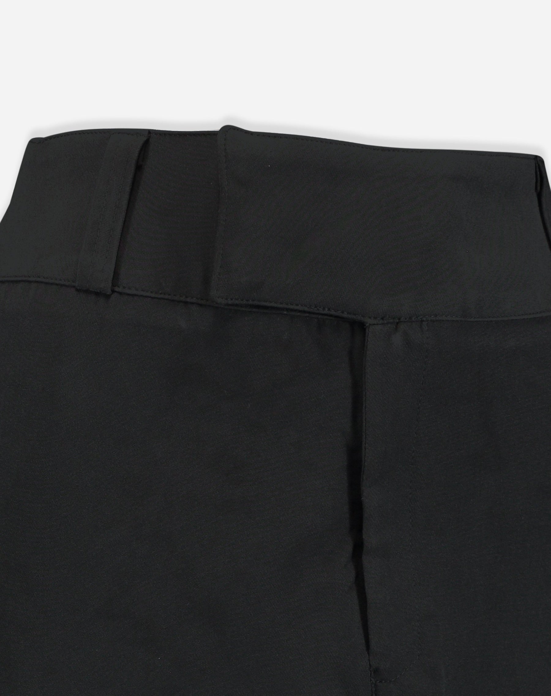 SAIA CURTA COM PASSANTES DE ALFAIATARIA - PRETO