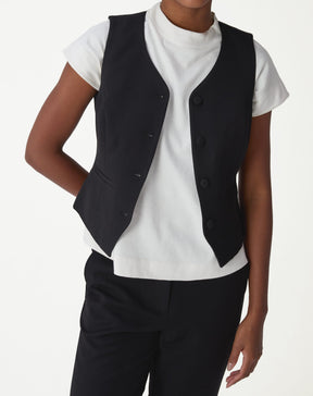 COLETE SLIM COM BOTÃO FORRADO ALFAIATARIA - PRETO