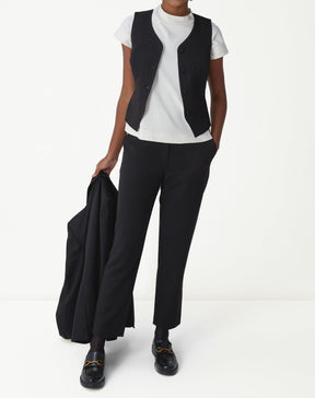 COLETE SLIM COM BOTÃO FORRADO ALFAIATARIA - PRETO