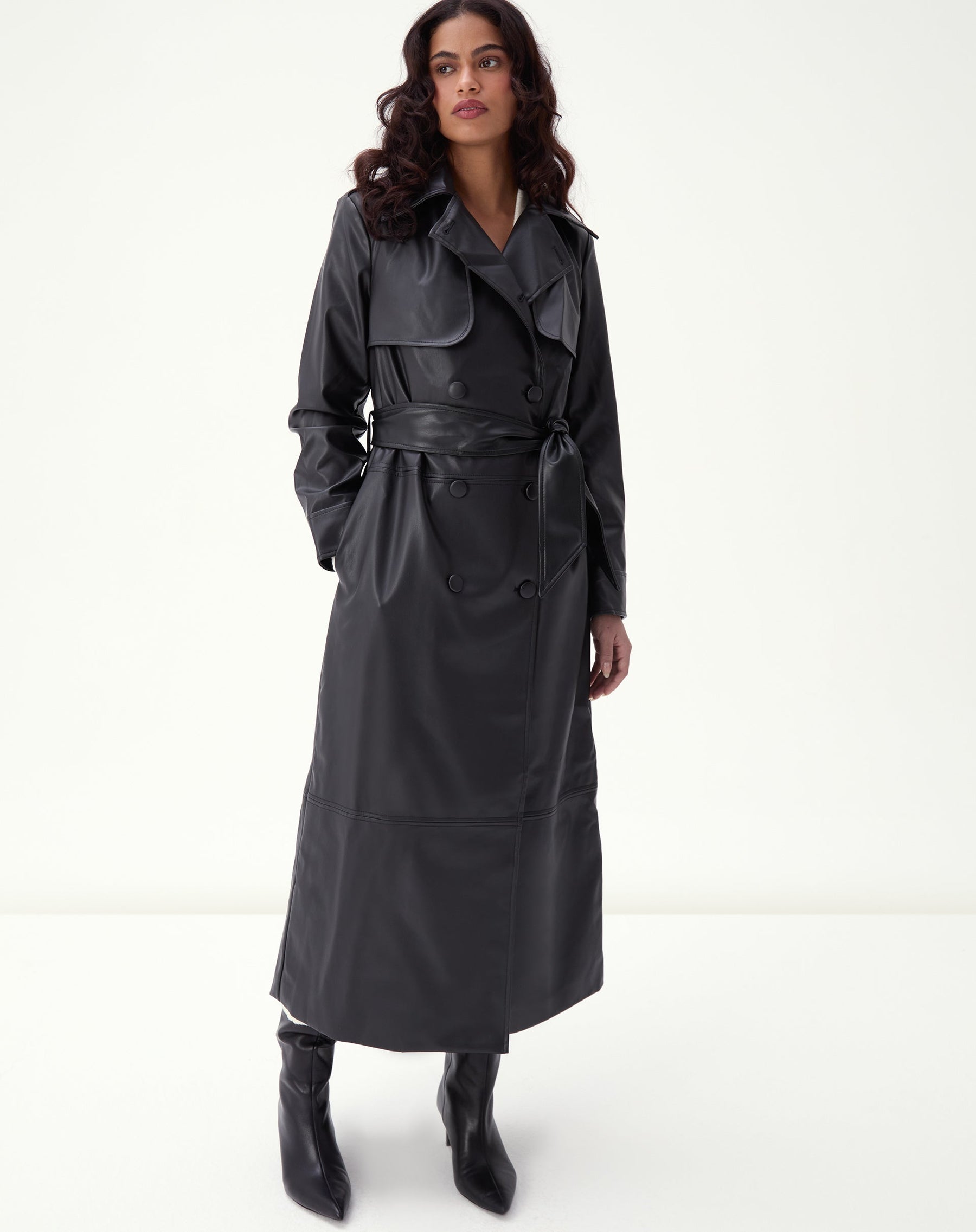 TRENCH COAT COM CINTO PU - PRETO
