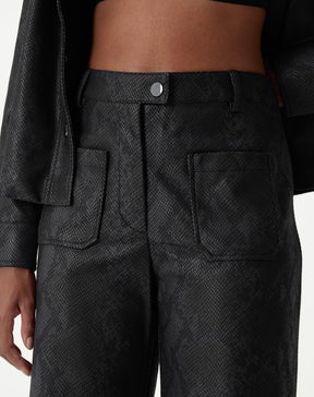 CALÇA RETA COBRA PU - PRETO