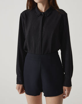 Shorts Curto Evasê de Alfaiataria - Preto