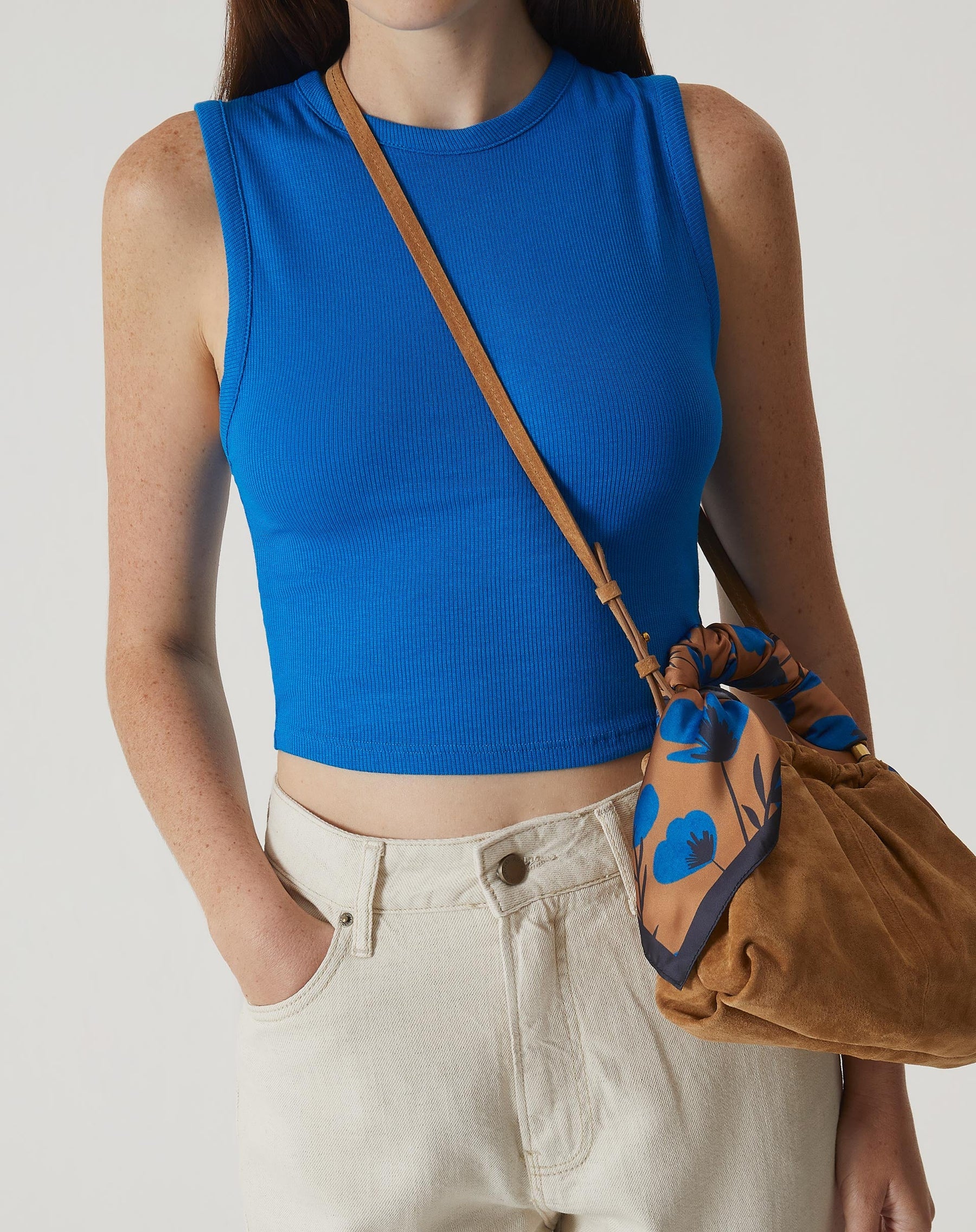 REGATA CURTA DE MALHA - AZUL