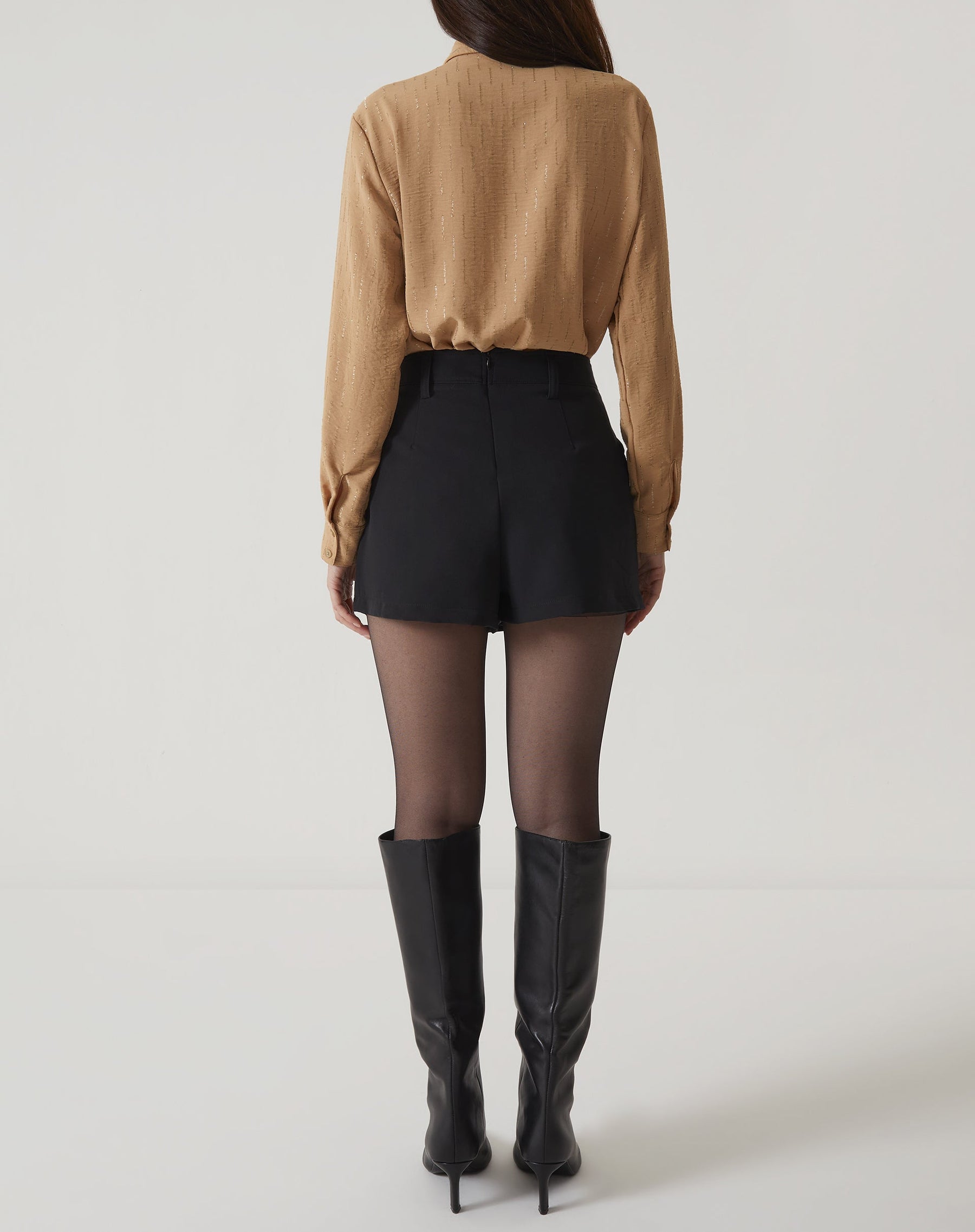 SHORTS SAIA RETO DE ALFAIATARIA - PRETO