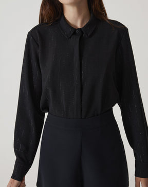 CAMISA MANGA LONGA BARRA ARREDONDADA - PRETO