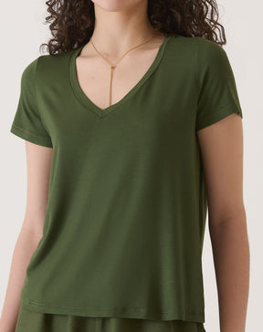 CAMISETA DECOTE V DE MALHA - VERDE