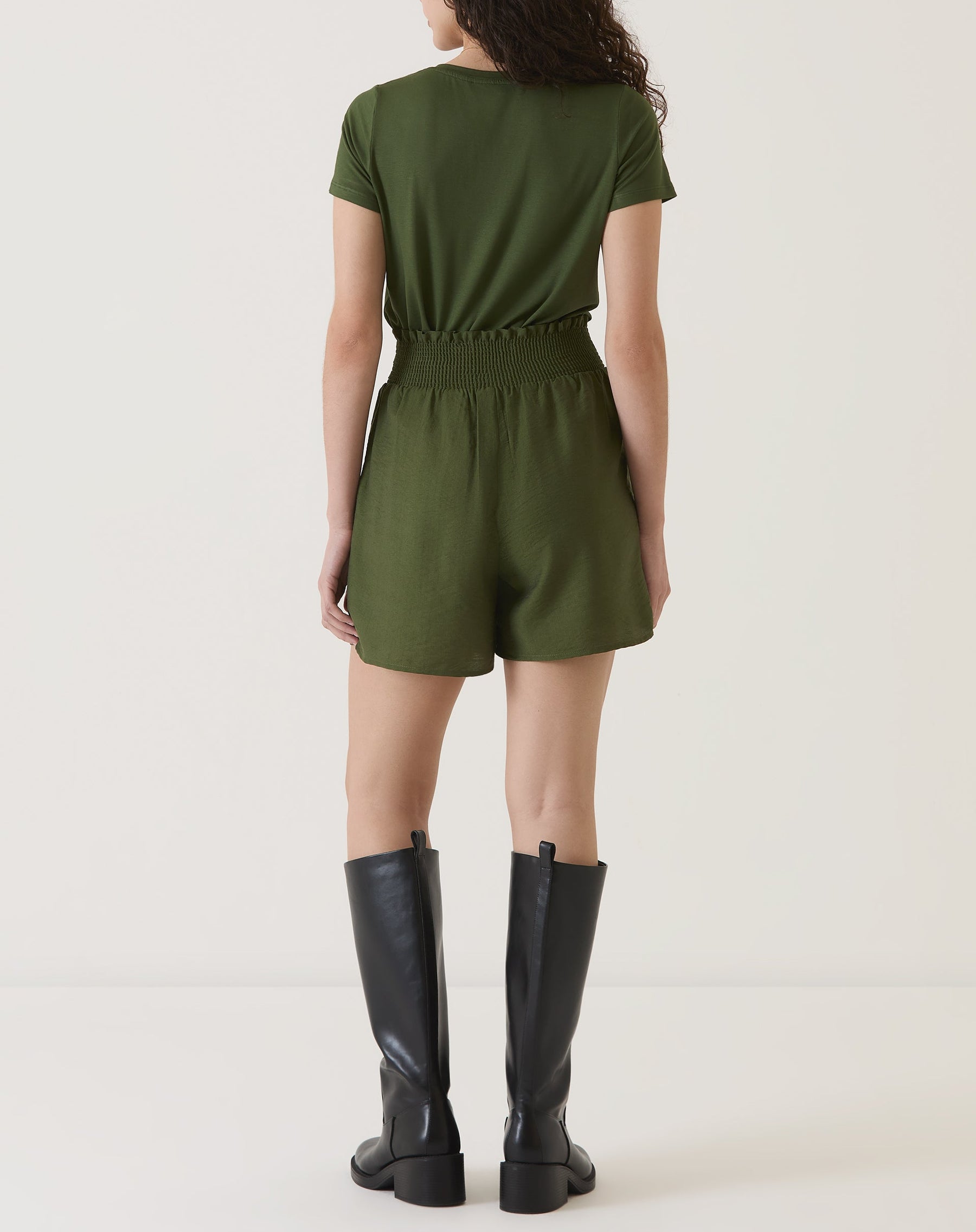 Shorts Cintura Alta Cós Lastex - Verde Militar