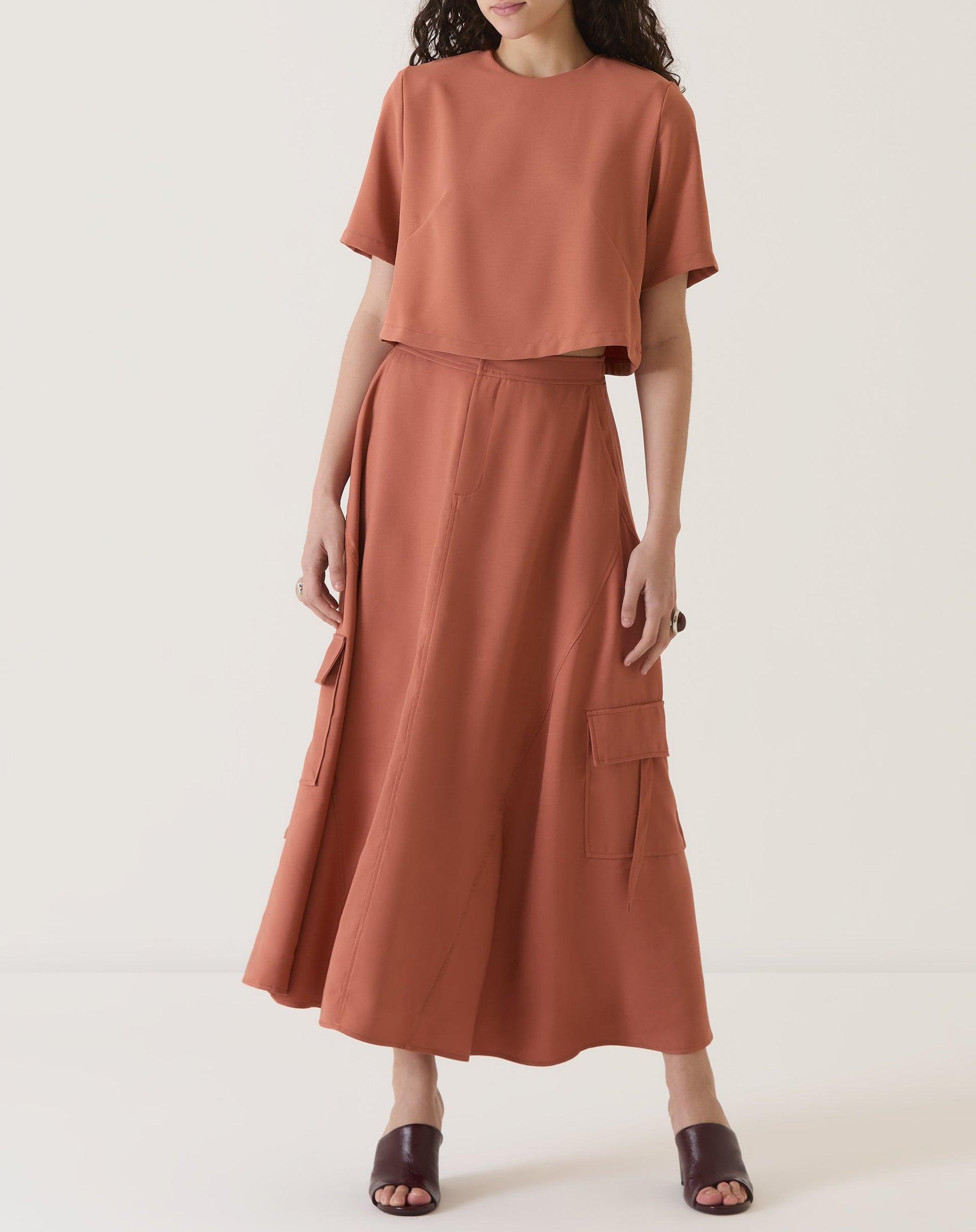 SAIA BOLSOS CARGO DE ALFAIATARIA - BEGE