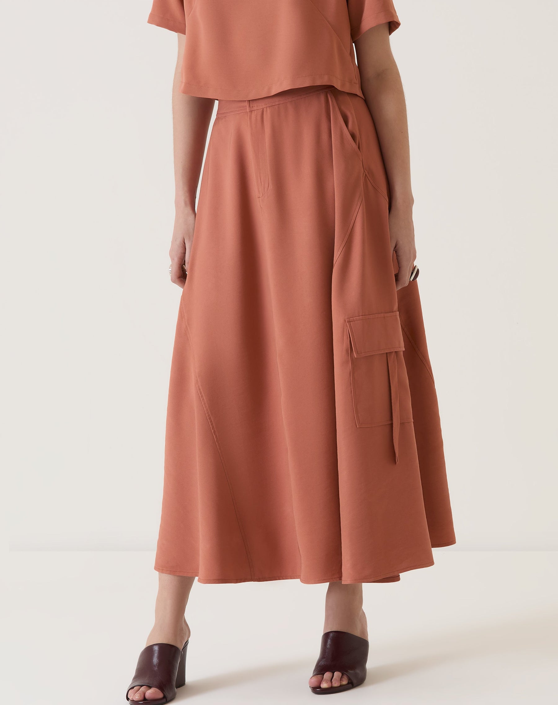 SAIA BOLSOS CARGO DE ALFAIATARIA - BEGE