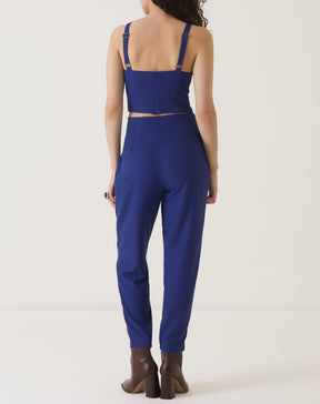 BLUSA COM ALÇAS DE ALFAIATARIA - AZUL