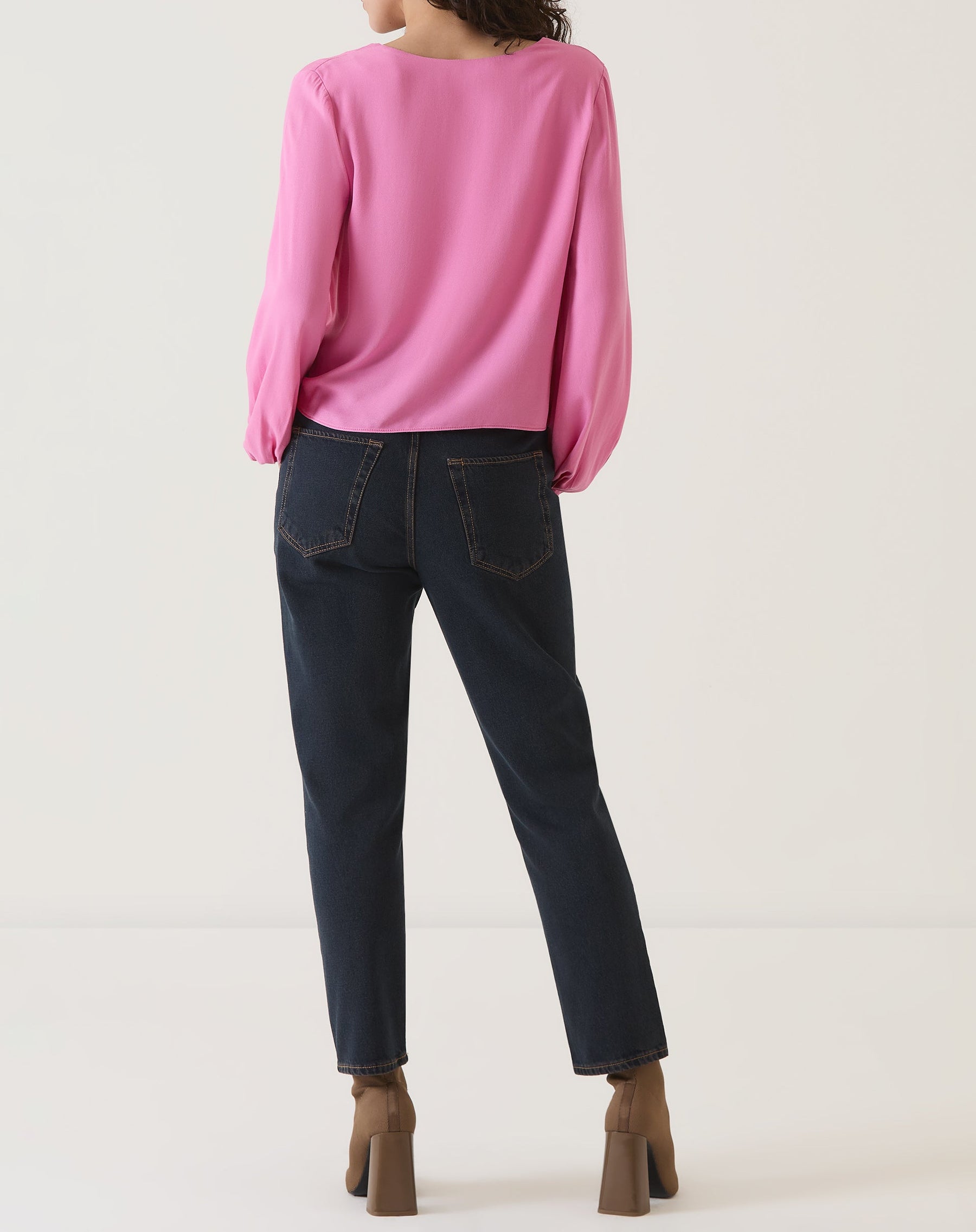 BLUSA MANGA LONGA DECOTE V - ROSA