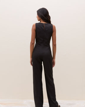 MACACÃO WIDE LEG DECOTE V REGATA - PRETO