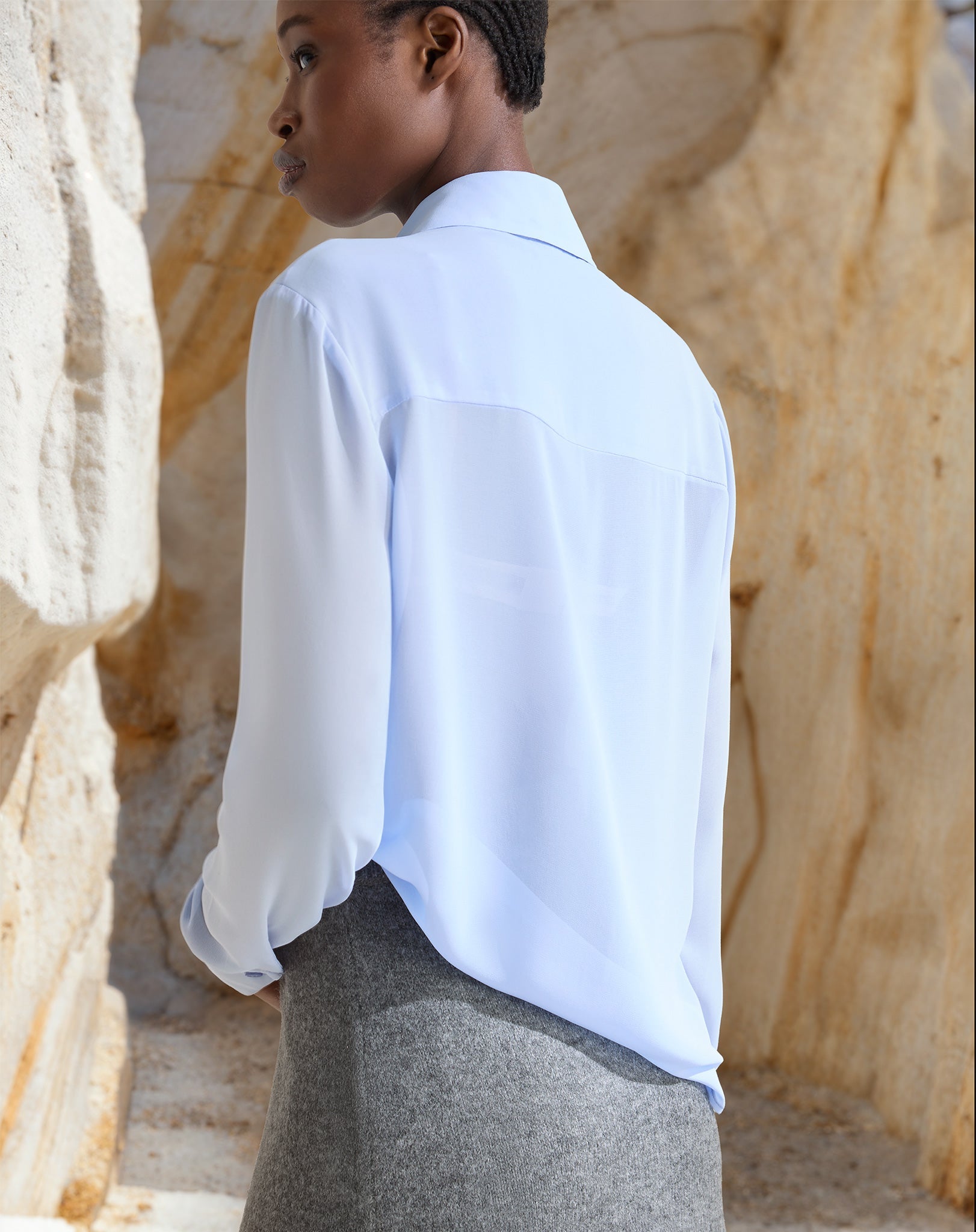 CAMISA MANGA LONGA COM TRANSPARÊNCIA - AZUL