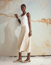 SAIA COM PREGAS DE ALFAIATARIA - AREIA