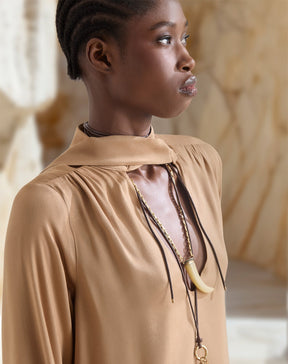 BLUSA MANGA LONGA DECOTE V - BEGE