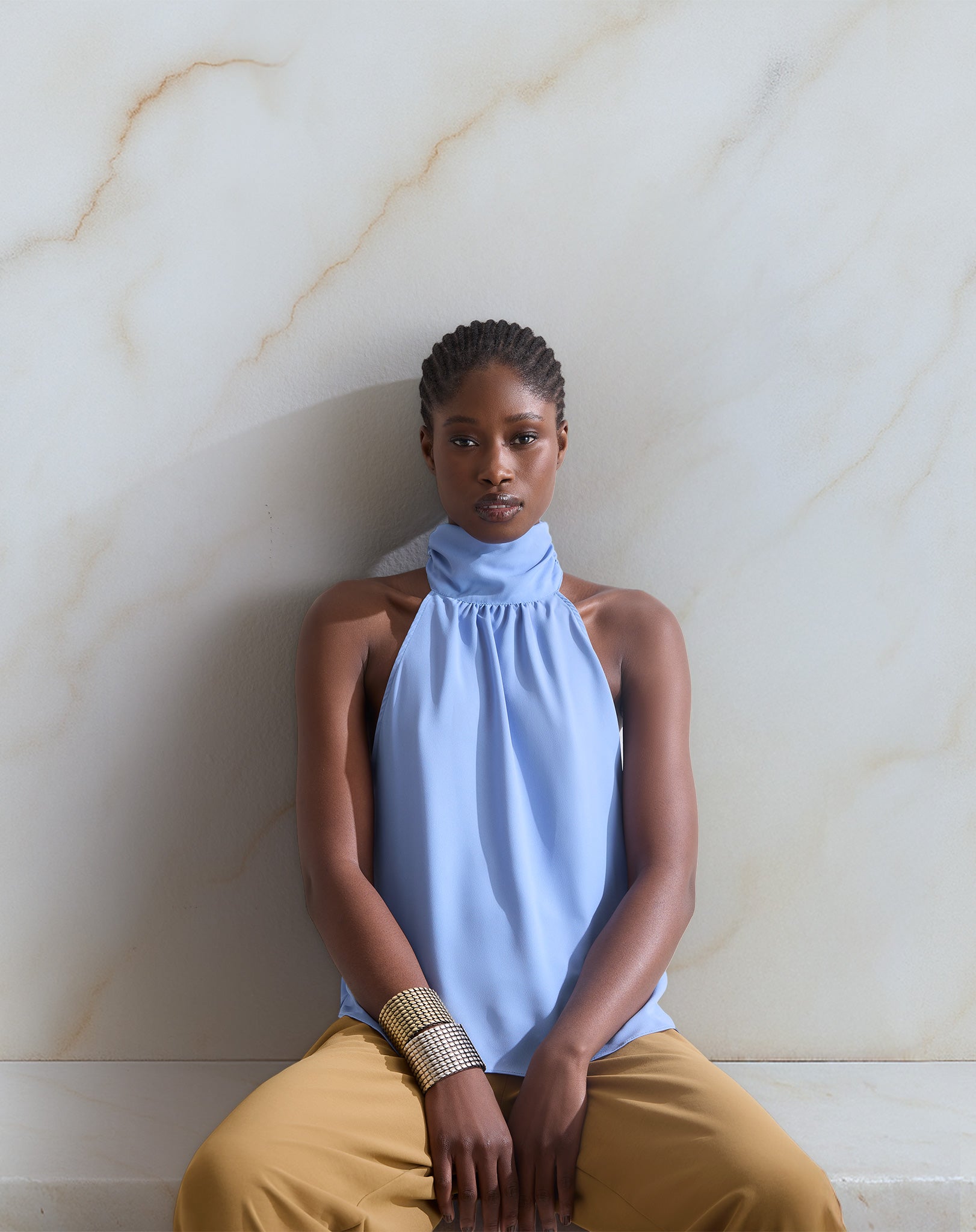 BLUSA DECOTE HALTER DE CREPE - AZUL